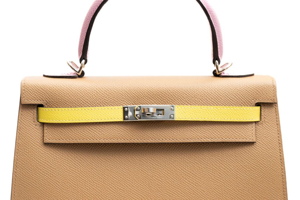 ケリー25のトリコロールカラー