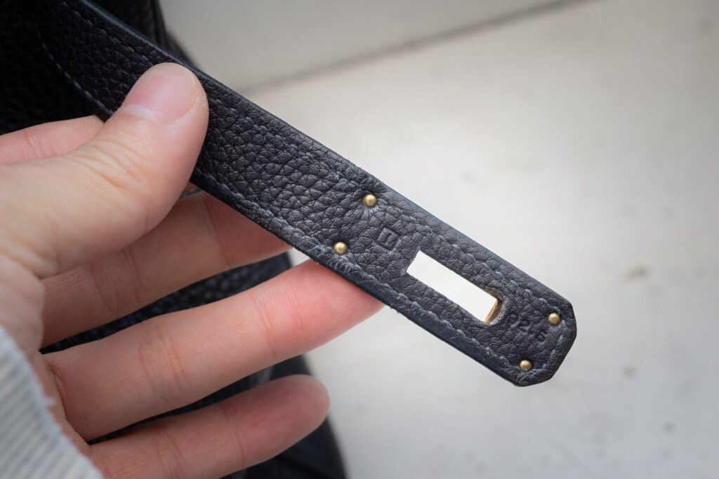 製造刻印が新しいほど高く売れる