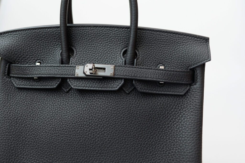 人気が高く買取相場が高いトゴ素材のバーキン