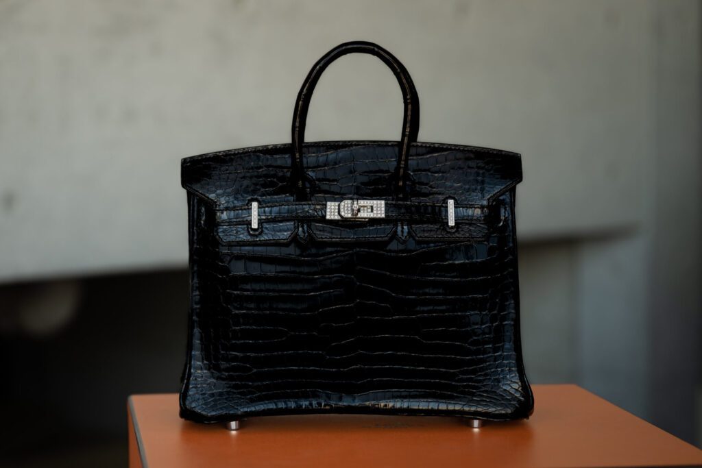 最高峰のダイヤ入りモデルのバーキン